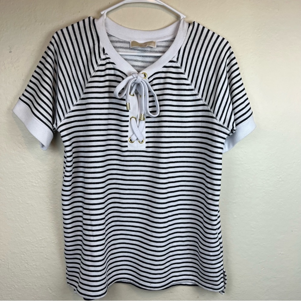 Micheal Kors white & navy stripe terry s/s top with lace up neckline-Women’s Med